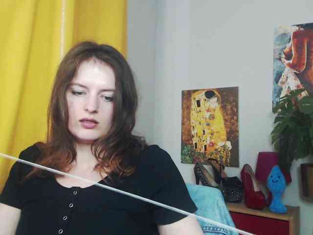 NadineGold webcam