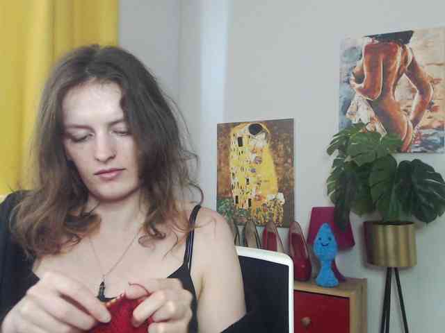 NadineGold webcam