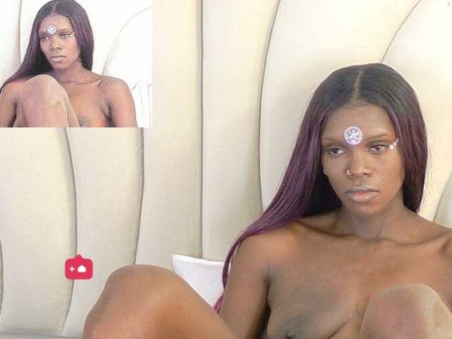 bonieklent's BongaCams show and profile