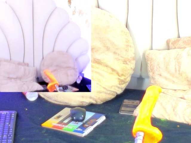 bonieklent's BongaCams show and profile