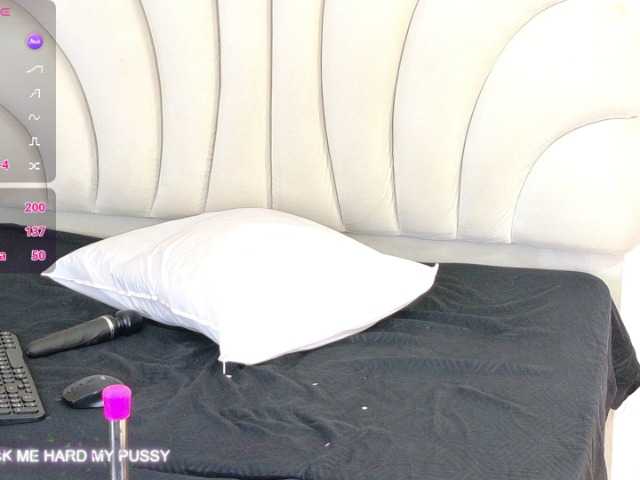 bonieklent's BongaCams show and profile