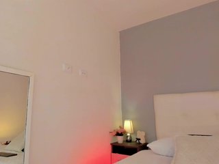 HannaMartinezz Porn Show