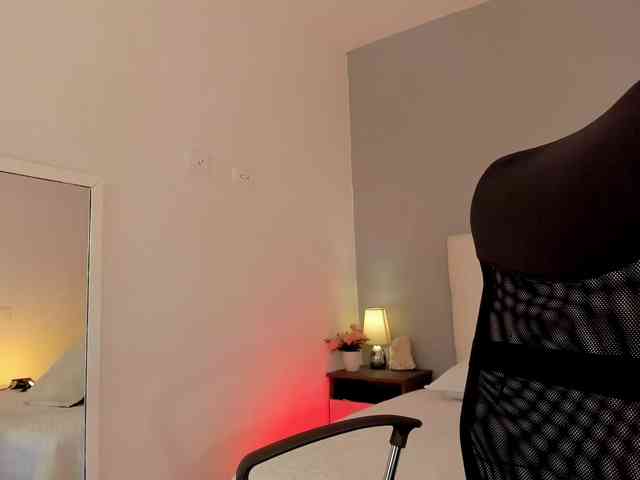 HannaMartinezz webcam