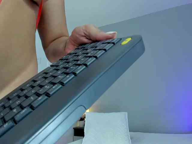 HannaMartinezz webcam
