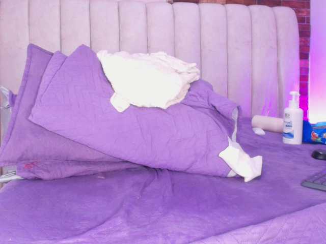 ssusy-ebony's BongaCams show and profile