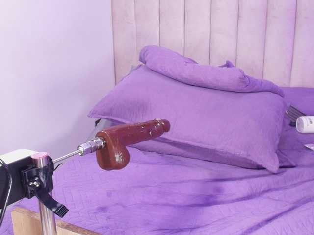 ssusy-ebony's BongaCams show and profile