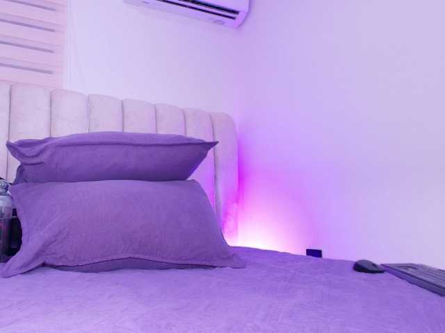 ssusy-ebony's BongaCams show and profile