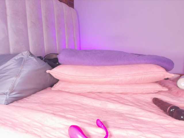 ssusy-ebony's BongaCams show and profile