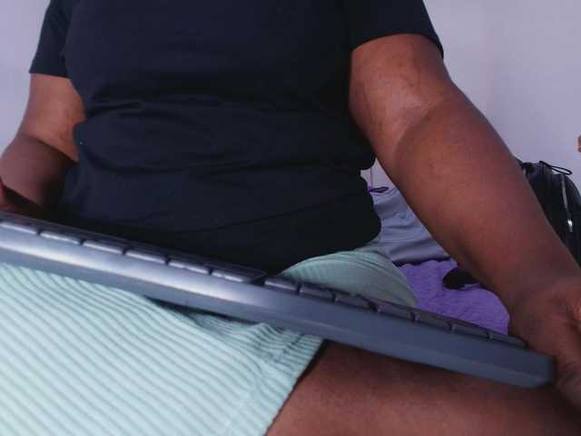 ssusy-ebony from BongaCams is Freechat