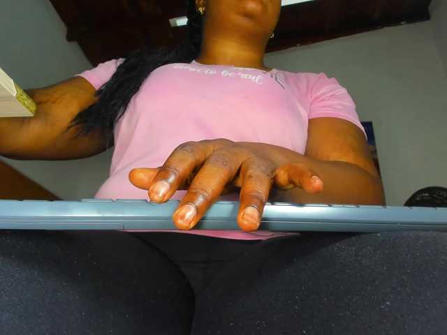  ssusy-ebony chat room