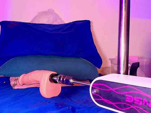 ssusy-ebony webcam