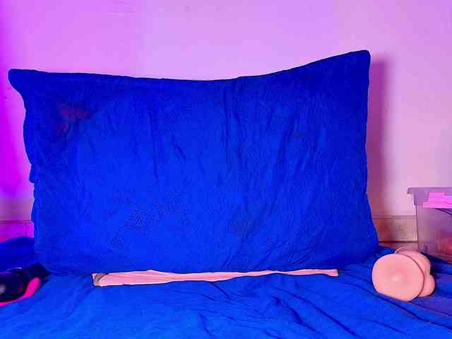 ssusy-ebony webcam
