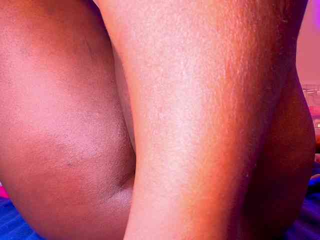 ssusy-ebony webcam