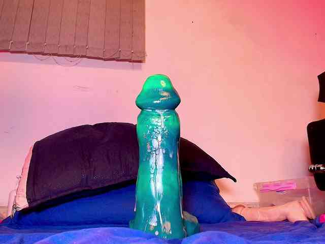 ssusy-ebony webcam