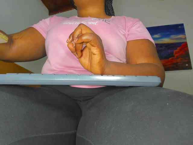 ssusy-ebony webcam