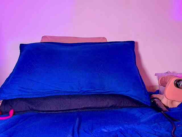ssusy-ebony webcam