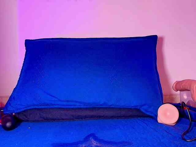 ssusy-ebony webcam