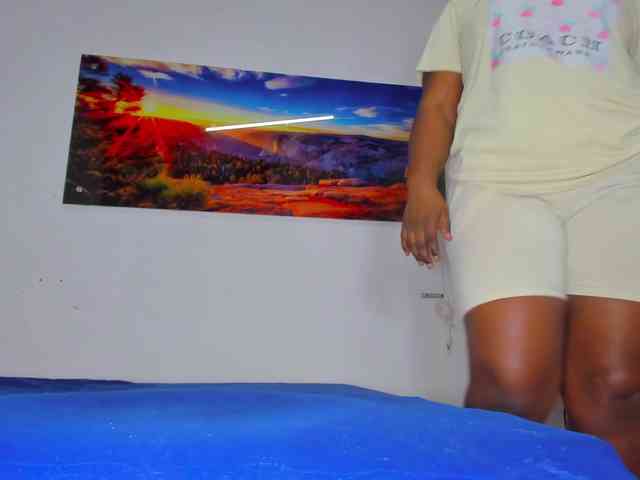 ssusy-ebony webcam