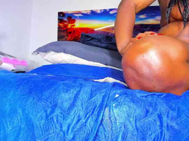 ssusy-ebony webcam
