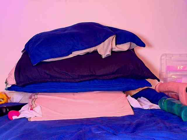 ssusy-ebony webcam