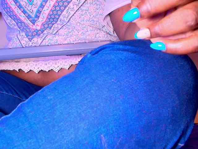 ssusy-ebony webcam