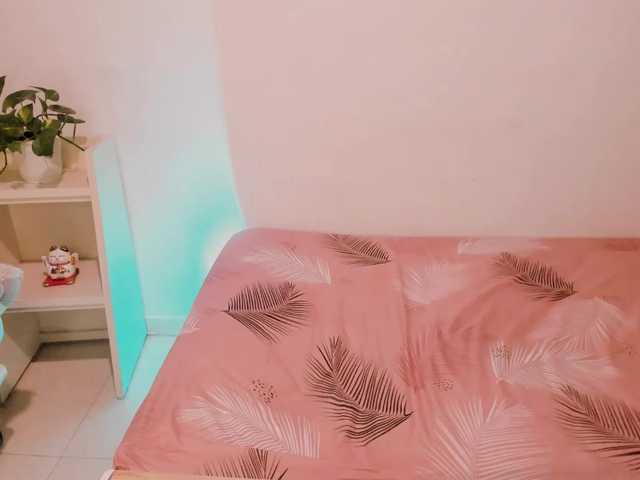 kiwi----- webcam bongacams model stream image