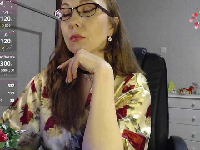 RussellTara's BongaCams show and profile