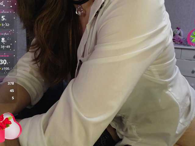 RussellTara's BongaCams show and profile