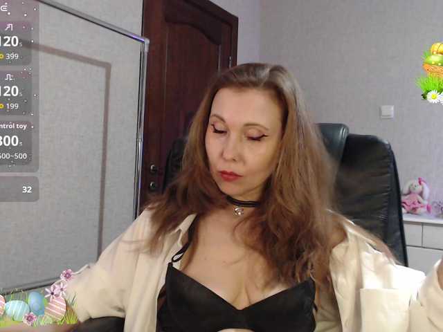 RussellTara's BongaCams show and profile