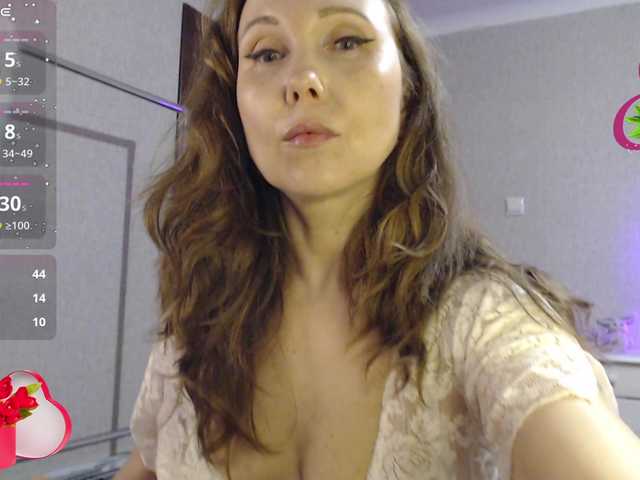 RussellTara's BongaCams show and profile