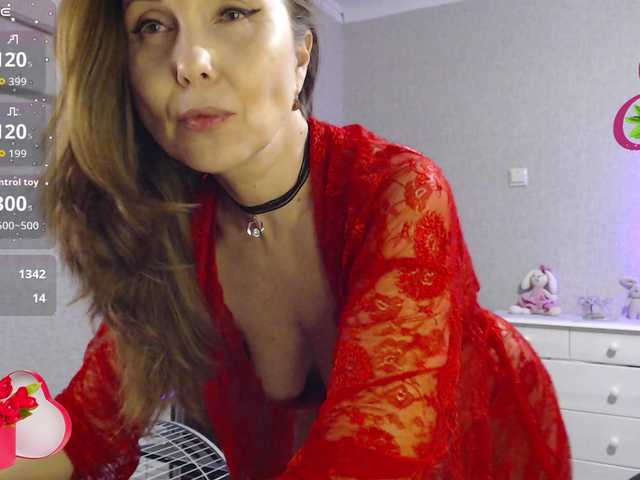 RussellTara's BongaCams show and profile