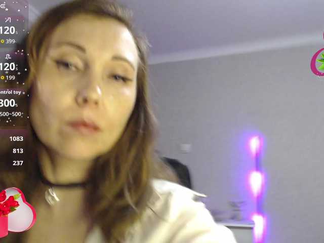 RussellTara's BongaCams show and profile