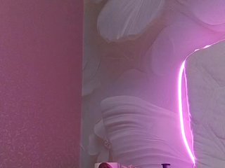 Love-blondi Porn Show