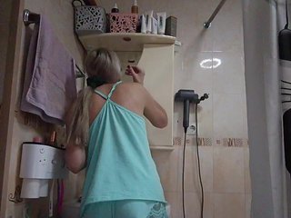 Blondi_Love Porn Show