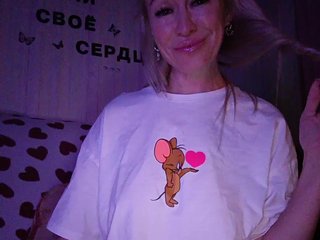 Blondi_Love Porn Show