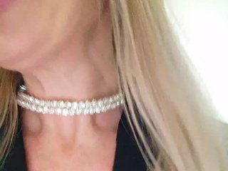 Blondi_Love Porn Show