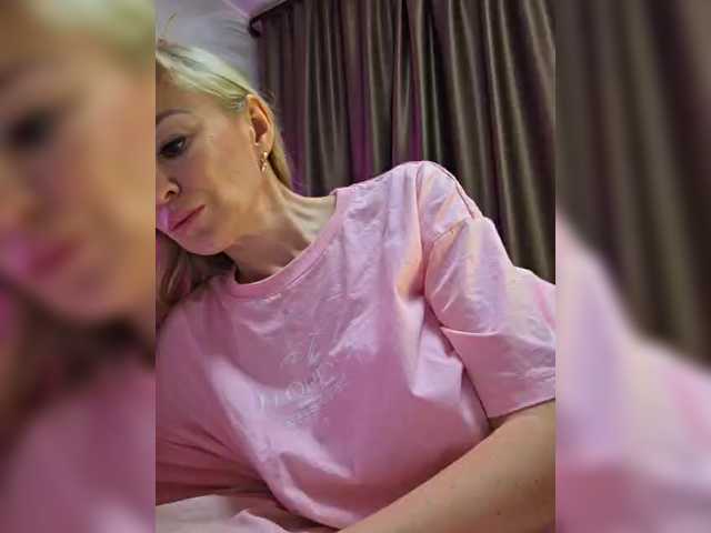 TerriRose's BongaCams show and profile