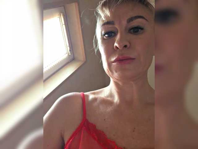 TerriRose's BongaCams show and profile