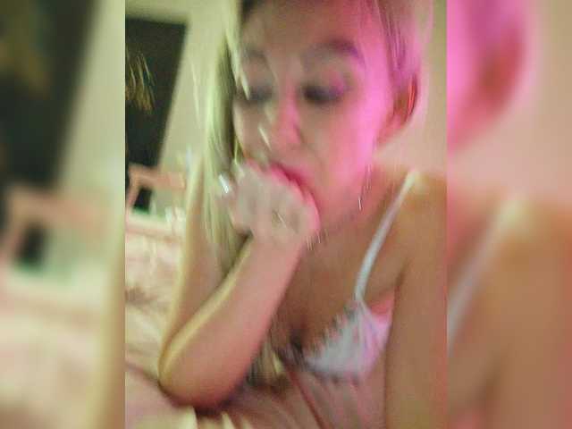 TerriRose's BongaCams show and profile