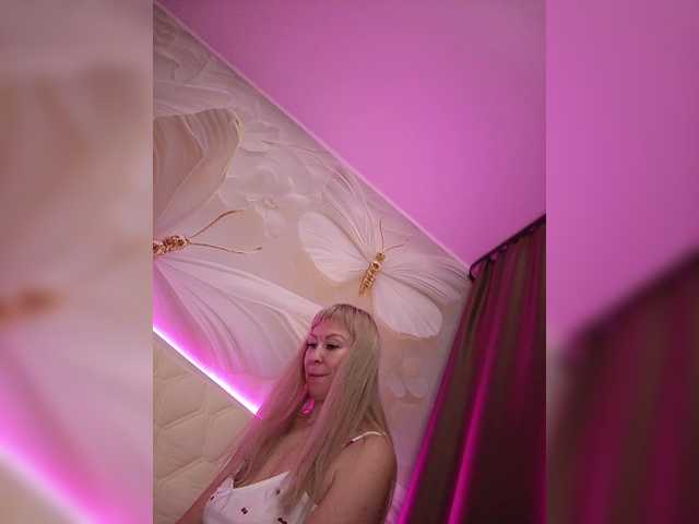 TerriRose's BongaCams show and profile