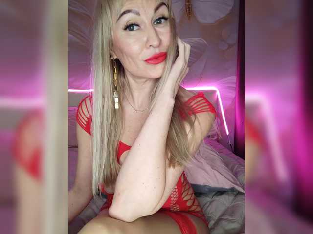 TerriRose's BongaCams show and profile