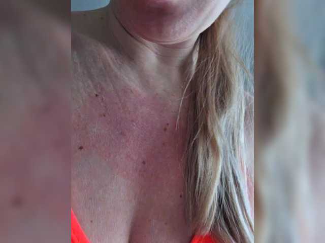 TerriRose's BongaCams show and profile