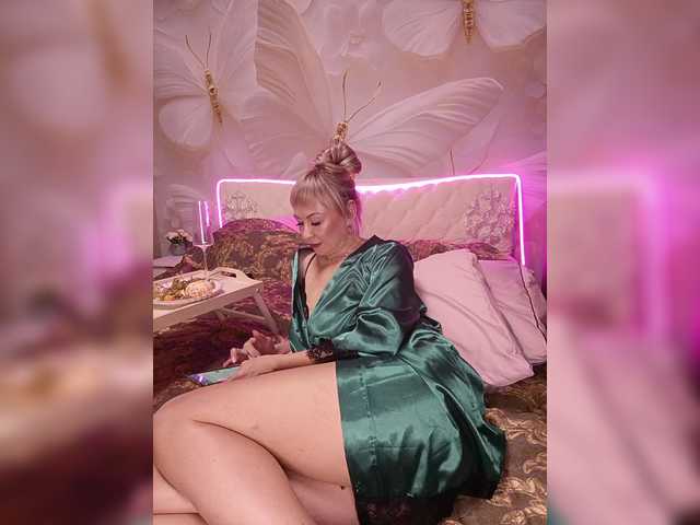 TerriRose's BongaCams show and profile