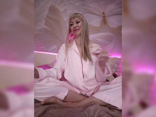 TerriRose's BongaCams show and profile