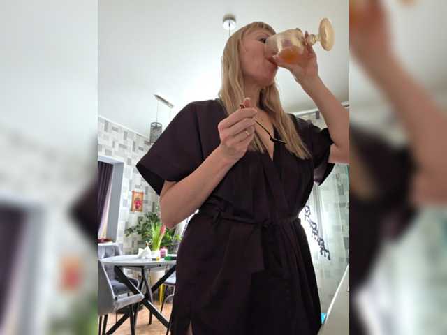 TerriRose's BongaCams show and profile