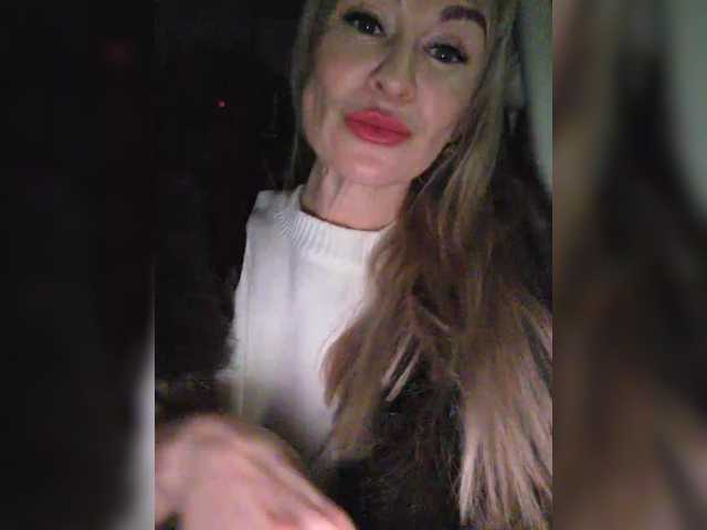 TerriRose's BongaCams show and profile