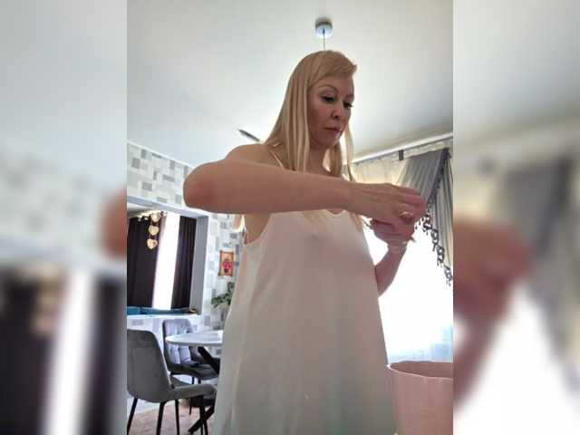 TerriRose's BongaCams show and profile