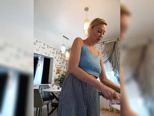 TerriRose's BongaCams show and profile