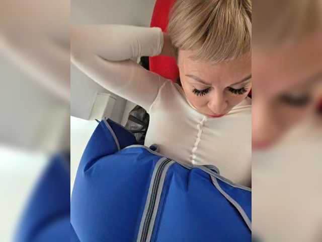 TerriRose's BongaCams show and profile