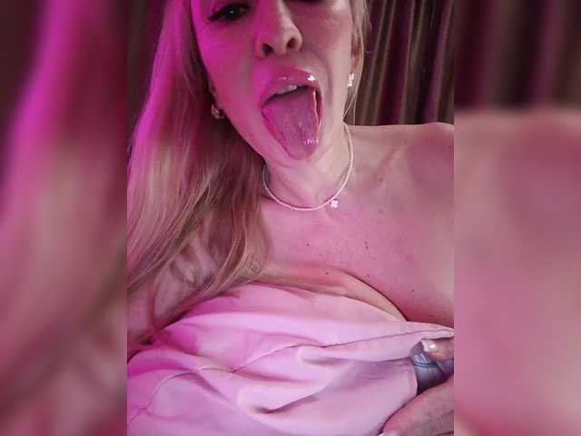 go to chat with Love-blondi